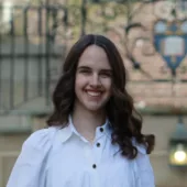 Sinclaire Schuetze