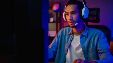 male gamer